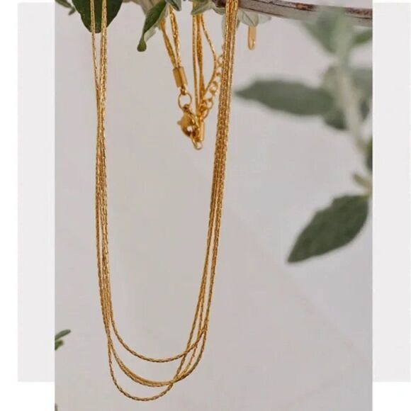 NEW Layered Gold Chain Choker Necklace - Picture 10 of 13